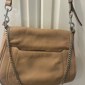 Marc Jacobs cross body medium bag   Great condition
